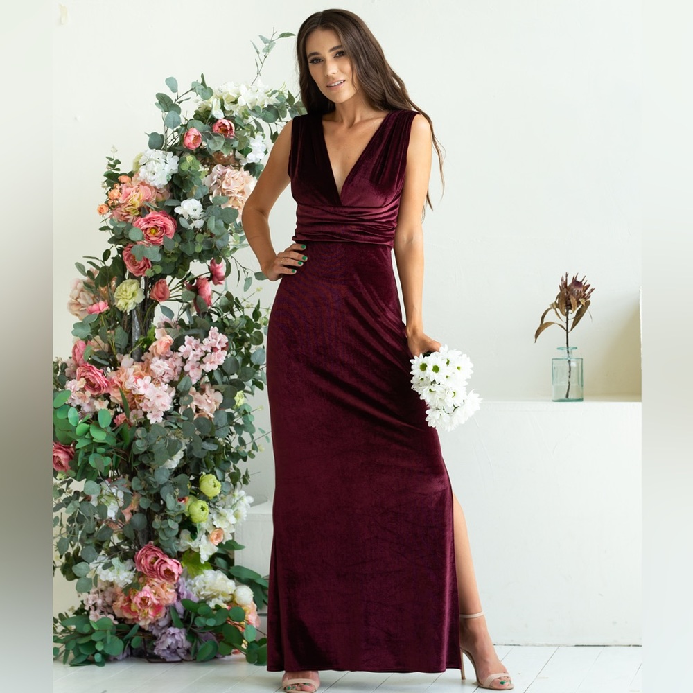 ❗️NEW❗️Wine Vneck Formal Sleeveless Royal Velvet Evening Dress
